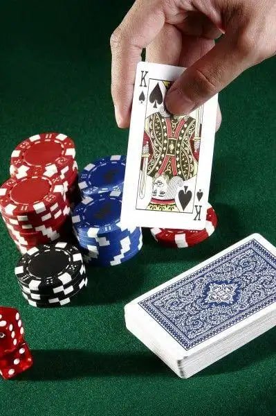 Tampilan dasbor multi-olahraga op77 dengan pasar sepak bola dan esports
